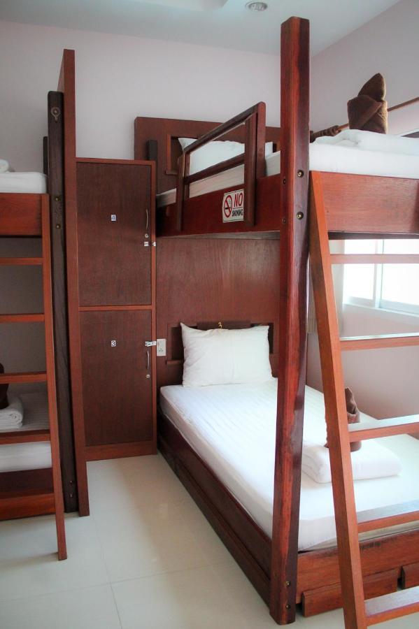 Phangan Barsay Hostel Thongsala Exteriör bild